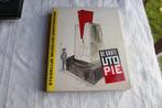 De de grote utopie de russische avant garde 1915-1932, Boeken, Ophalen of Verzenden, Gelezen
