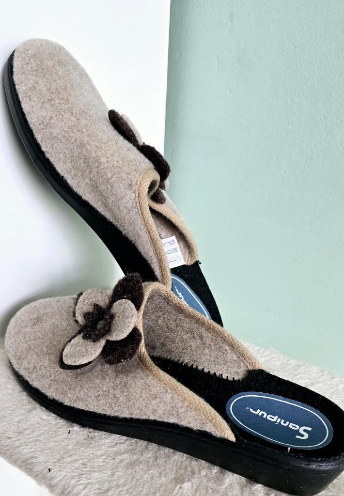 Pantoffels | Sloffen, Kleding | Dames, Schoenen, Nieuw, Pantoffels of Sloffen, Beige, Ophalen of Verzenden