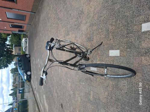 Batavus  damesfiets, Fietsen en Brommers, Fietsen | Dames | Omafietsen, Zo goed als nieuw, Versnellingen, Ophalen of Verzenden