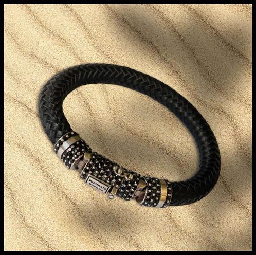 ELLEN ZIRKONIA LEATHER   Buddha to Buddha armband maat E, Sieraden, Tassen en Uiterlijk, Armbanden, Zo goed als nieuw, Leer, Zwart