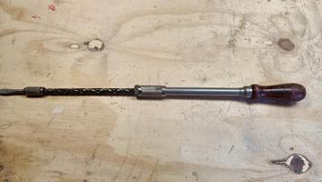 Pompschroevendraaier beschikbaar voor biedingen