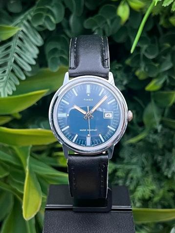 Vintage Timex Water Resistant Mechanical Datum Watch  beschikbaar voor biedingen