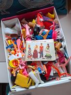 Koffertje vol met poppen spulletjes barbie sindy fleur clone, Verzenden, Accessoires