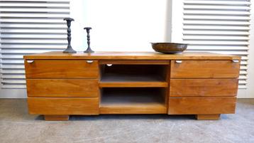 Mooie teak tv kast  beschikbaar voor biedingen