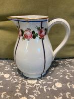 Franse waterkan Limoges porselein (230524), Huis en Inrichting, Keuken | Servies, Gebruikt, Ophalen of Verzenden, Bord(en), Overige stijlen