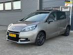 Renault Scénic 2.0 Bose AUTOMAAT - PANO - NAVI - LED!, Euro 5, 4 cilinders, Bruin, Origineel Nederlands