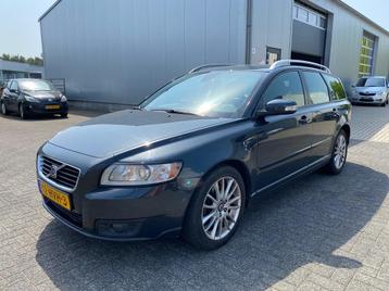 Volvo V50 2.0D Edition II / Navi/ Leder / Airco / Cruise beschikbaar voor biedingen
