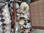 Huizen potterie koffer vintage vaas potje enz, Ophalen