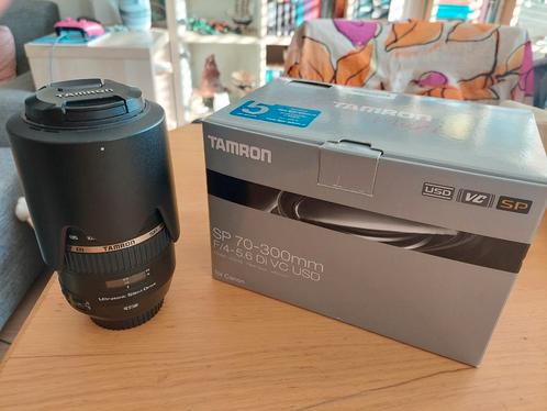 Tamron EF canon 70 300 f4 5.6, Audio, Tv en Foto, Fotografie | Lenzen en Objectieven, Zo goed als nieuw, Telelens, Ophalen of Verzenden