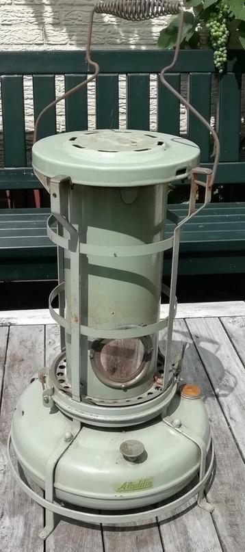 Kachel Petroleumkachel Aladdin Bijverwarming Vintage  beschikbaar voor biedingen