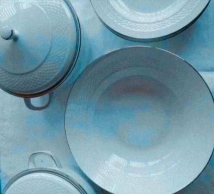 Wit servies Hutschenreuther CM relief rand zilveren bies, Antiek en Kunst, Antiek | Servies los, Ophalen of Verzenden