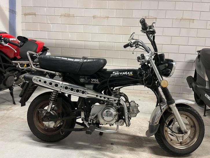 Skyteam Dax 2011, Fietsen en Brommers, Brommers | Overige merken, Gebruikt, Maximaal 45 km/u, Ophalen