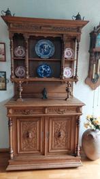 Ouderwetse Mechelse buffetkast., Ophalen