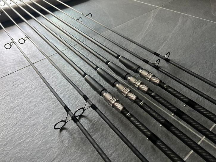 4 x Century NG 13ft 3,5lbs IN GEWELDIGE STAAT!!, Watersport en Boten, Hengelsport | Karpervissen, Zo goed als nieuw, Complete set