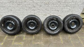 Winterbanden Renault Scenic III 205/60R16 beschikbaar voor biedingen