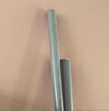 2x Martens dikwandige pvc buiten (2 meter en 2,40 meter) beschikbaar voor biedingen
