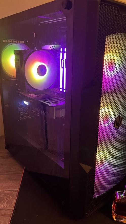 Gaming pc compleet  met alles toebehoren, Computers en Software, Desktop Pc's, Zo goed als nieuw, 4 Ghz of meer, Gaming, Ophalen of Verzenden