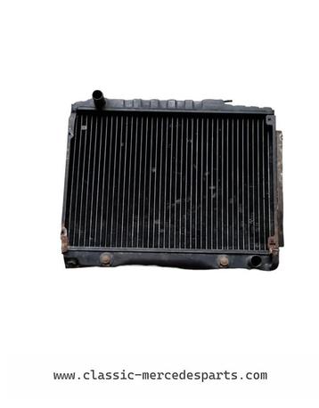 Radiateur Mercedes w107 r107 1075010501 beschikbaar voor biedingen