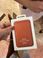 Apple FineWoven Wallet Kaart­houder met MagSafe Oranjerood, Ophalen of Verzenden, Nieuw