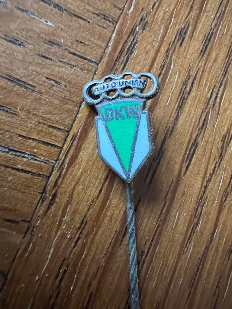Oude DKW Auto Union Pin, Ophalen of Verzenden, Gebruikt, Merk, Speldje of Pin