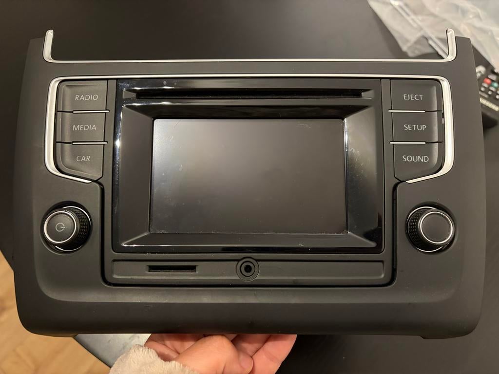 Volkswagen Autoradio 6C0 035 867 B, Auto diversen, Autoradio's, Ophalen, Gebruikt