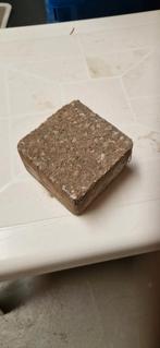 Gratis af te halen: betonnen klinkers, Ophalen, Overige materialen, Gebruikt, Minder dan 20 cm