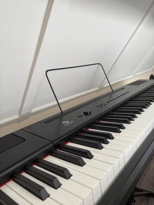Fazley FSP-500 piano, Muziek en Instrumenten, Piano's, Zo goed als nieuw, Zwart, Ophalen of Verzenden