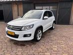 Volkswagen Tiguan 1.4 TSI R-Line Edition, PANORAMADAK,ALCANT, Auto's, Euro 6, 4 cilinders, 150 pk, Alcantara