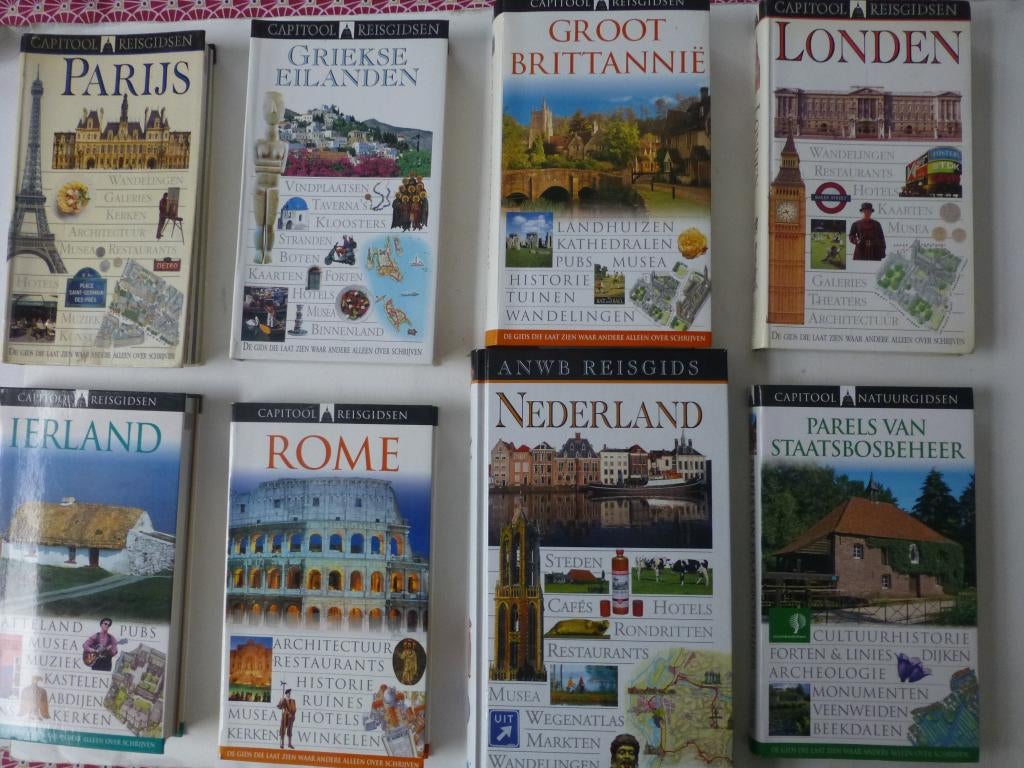 22 Capitool Reisgidsen: Parijs, Griekse eilanden, GB,  enz., Overige merken, Europa, Ophalen of Verzenden, Zo goed als nieuw