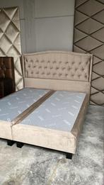 Taupe/champagne velours/fluweel/velvet bed ongebruikt, Ophalen, Overige kleuren, 180 cm, 200 cm