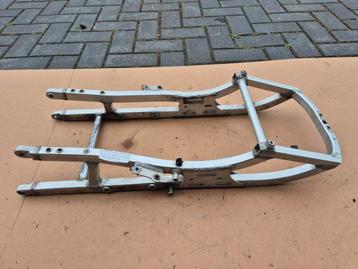 Achter Subframe Aprilia RSV Mille / Tuono gen1 beschikbaar voor biedingen
