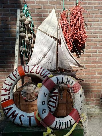 Oude vintage boot zeilboot modelbouw etalage deco mancave beschikbaar voor biedingen