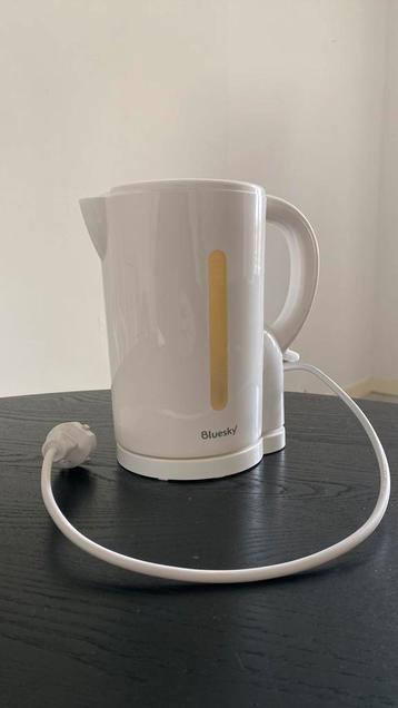 Weinig gebruikte waterkoker Bluesky, 1.7L max. beschikbaar voor biedingen