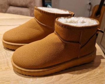 Nieuwe meisjes sloffen - pantoffels, maat 36 beschikbaar voor biedingen