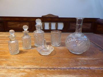 6 delige art deco persglazen toiletset beschikbaar voor biedingen