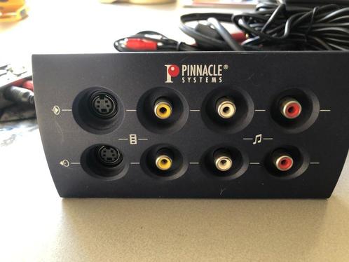 Pinnacle Inc. blueBox Audio/Video Breakout Box w/Cable, Audio, Tv en Foto, Audiokabels en Televisiekabels, Zo goed als nieuw, Overige kabels