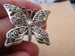Zilverkleur VLINDER Broche mooi opengewerkt model, Overige materialen, Verzenden, Minder dan 4 cm, Zo goed als nieuw