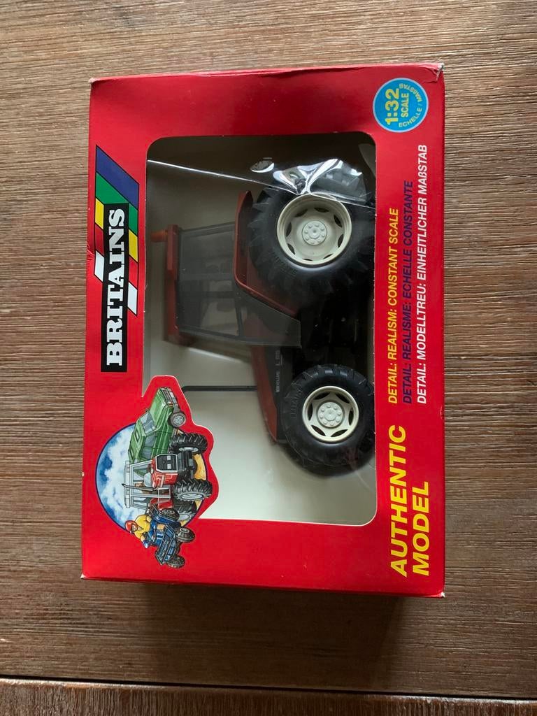 New holland L85 1:32 britains nieuw in doos, Ophalen of Verzenden, Nieuw, Tractor of Landbouw, Britains