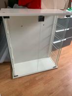 Witte vitrinekast met glazen deuren, Huis en Inrichting, Kasten | Vitrinekasten, Ophalen, 100 tot 150 cm, 50 tot 100 cm, 25 tot 50 cm