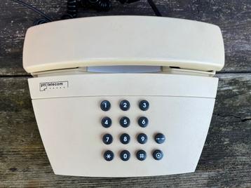 Vintage PTT Telecom Telefoon Model Bergen beschikbaar voor biedingen