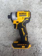 DeWalt slagschroevendraaier met lader, Doe-het-zelf en Verbouw, Ophalen, Zo goed als nieuw, Boor- en Schroefmachine
