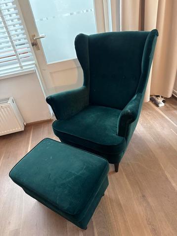 Ikea Fauteuil met Voetenbankje beschikbaar voor biedingen