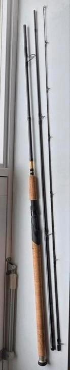 SHIMANO Beastmaster Trout/ Zander 330, Ophalen, Zo goed als nieuw, Werphengel