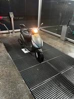 Piaggio Zip iGet E4 bouwjaar 2020 8989km, Benzine, Maximaal 45 km/u, Ophalen of Verzenden, Zo goed als nieuw