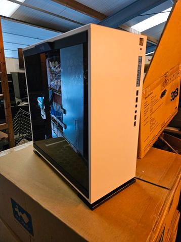 In win 303 mid tower PC kast wit met glas  beschikbaar voor biedingen