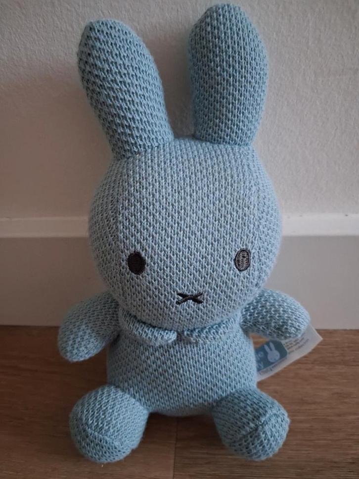 Knuffel Nijntje Miffy gebreid gehaakt blauw L936, Kinderen en Baby's, Speelgoed | Knuffels en Pluche, Zo goed als nieuw, Ophalen of Verzenden