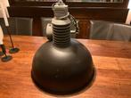 2x Stoere Frezoli Hanglamp - Industrieel/Landelijk, Huis en Inrichting, Ophalen of Verzenden, Gebruikt, Metaal, 50 tot 75 cm