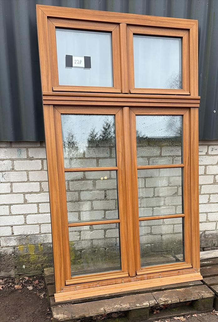 (228) Nieuw kunststof houtlook raamkozijn draai kiep, Doe-het-zelf en Verbouw, Kozijnen en Schuifpuien, Nieuw, Raamkozijn, Kunststof