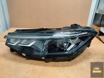 VW Passat B9 Full LED linkerlamp Perfect NIEUW beschikbaar voor biedingen