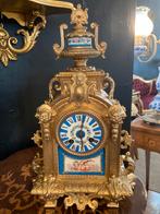Antieke legering pendule met Limoges porselein 42 cm hoog, Antiek en Kunst, Antiek | Klokken, Ophalen
